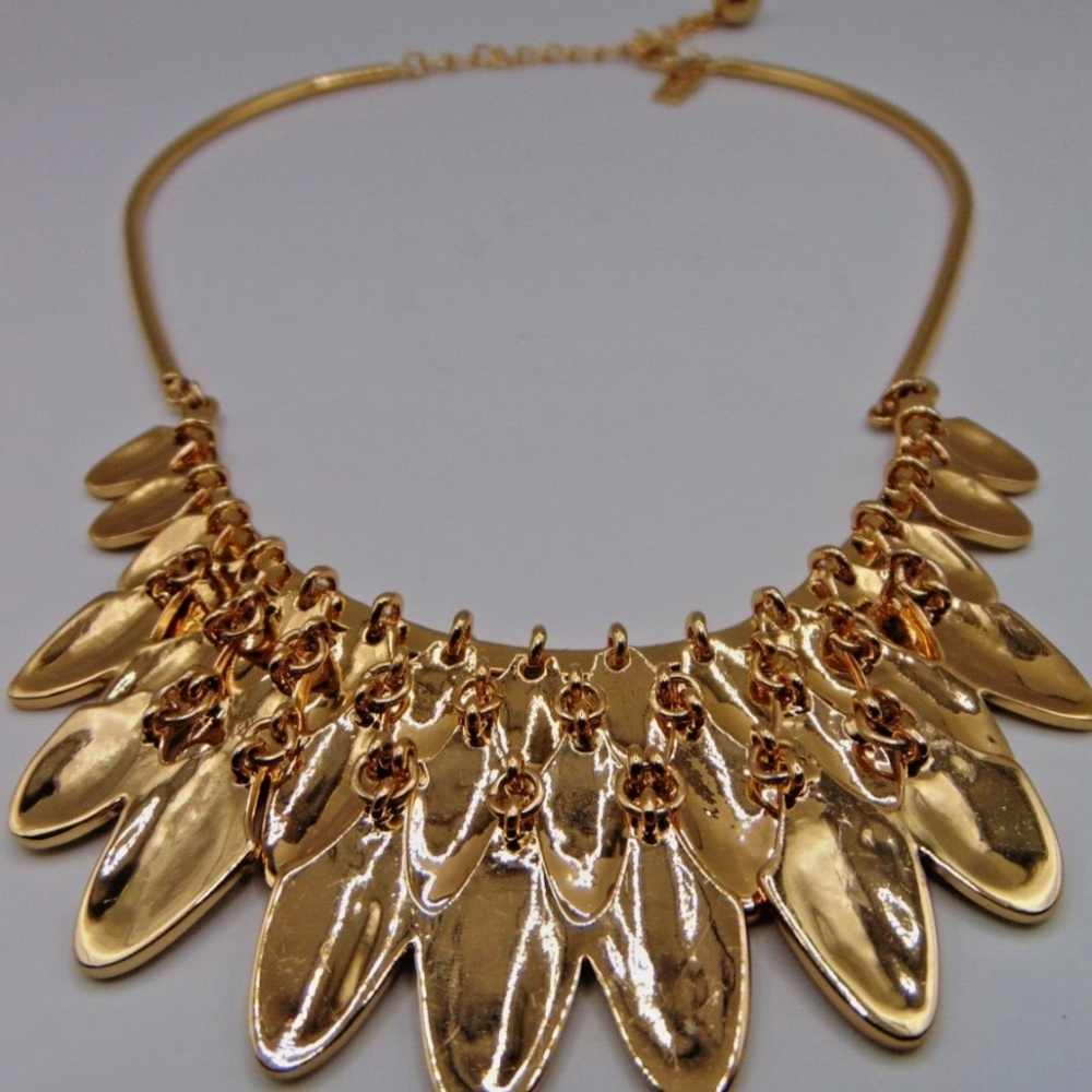 Kate Spade New York Fancy Flock Collar Gold Tone Statement Necklace - Picture 2 of 4